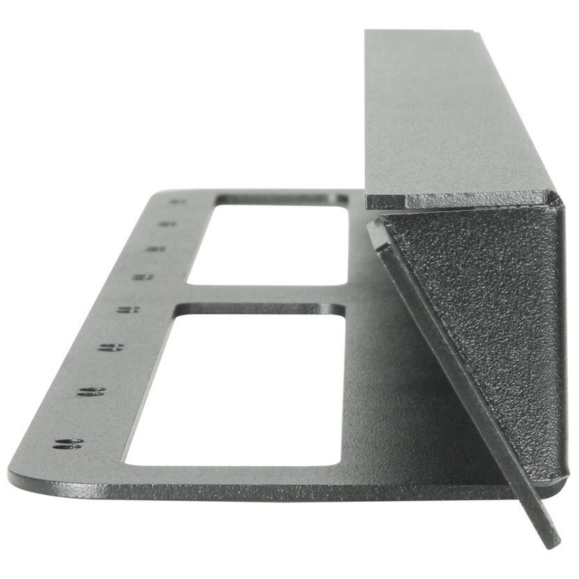 Adam Hall 19" Parts 872230 Angled Rack Panel for 8 x D-TYPE Sockets 1