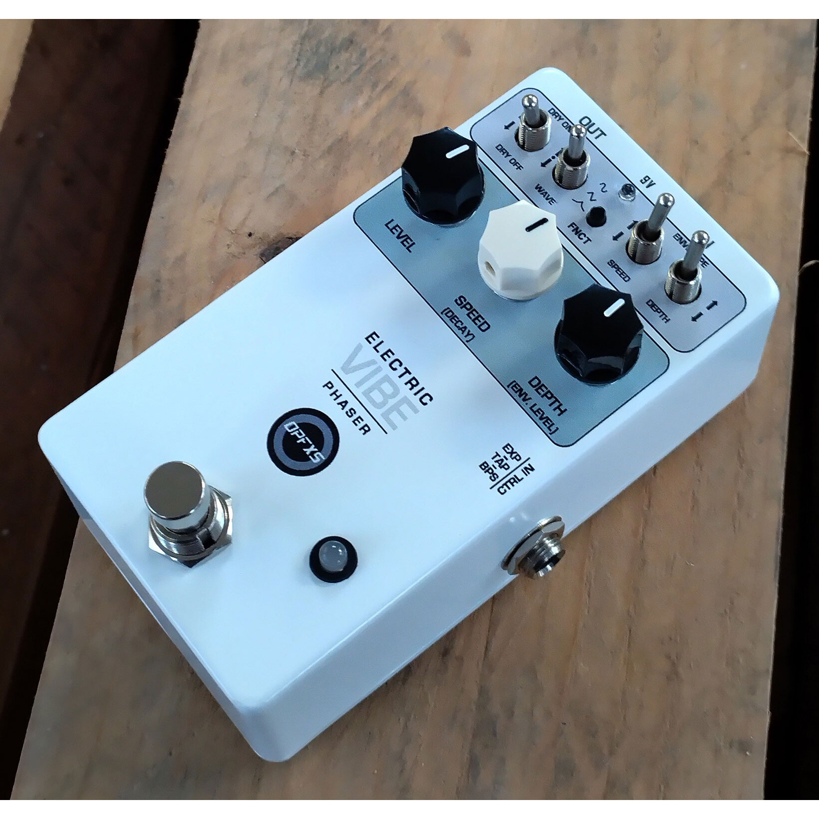  Electric Vibe 1