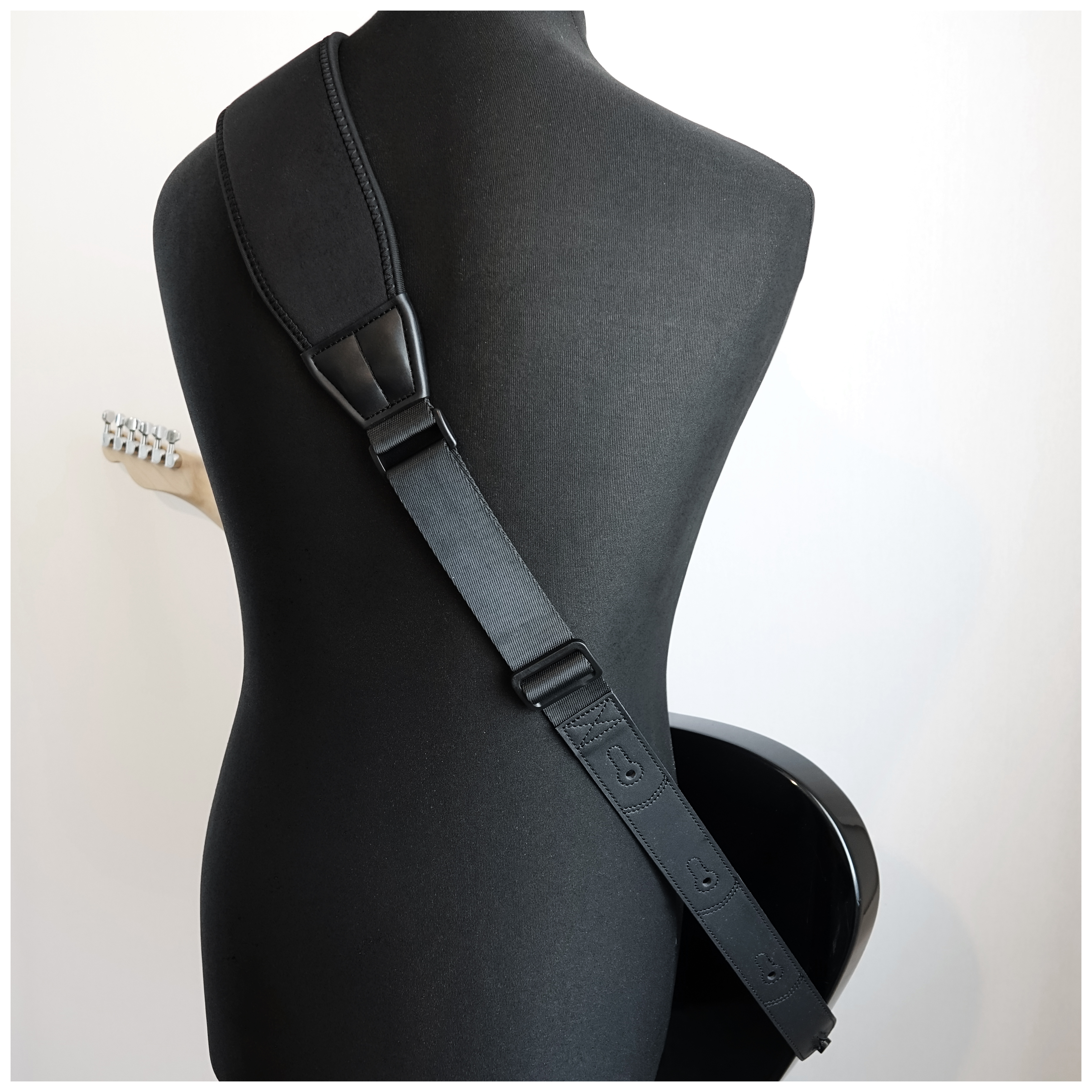 Richter Ultra Comfort Ergo Strap Black Guitar Strap 5