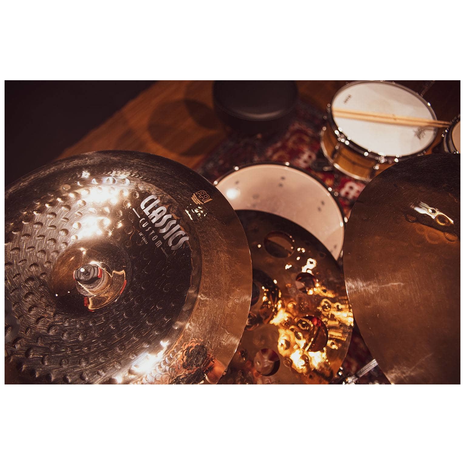 Meinl Cymbals - Meinl Cymbals CC18CH-B - 18 Classics Custom Brilliant China - 6