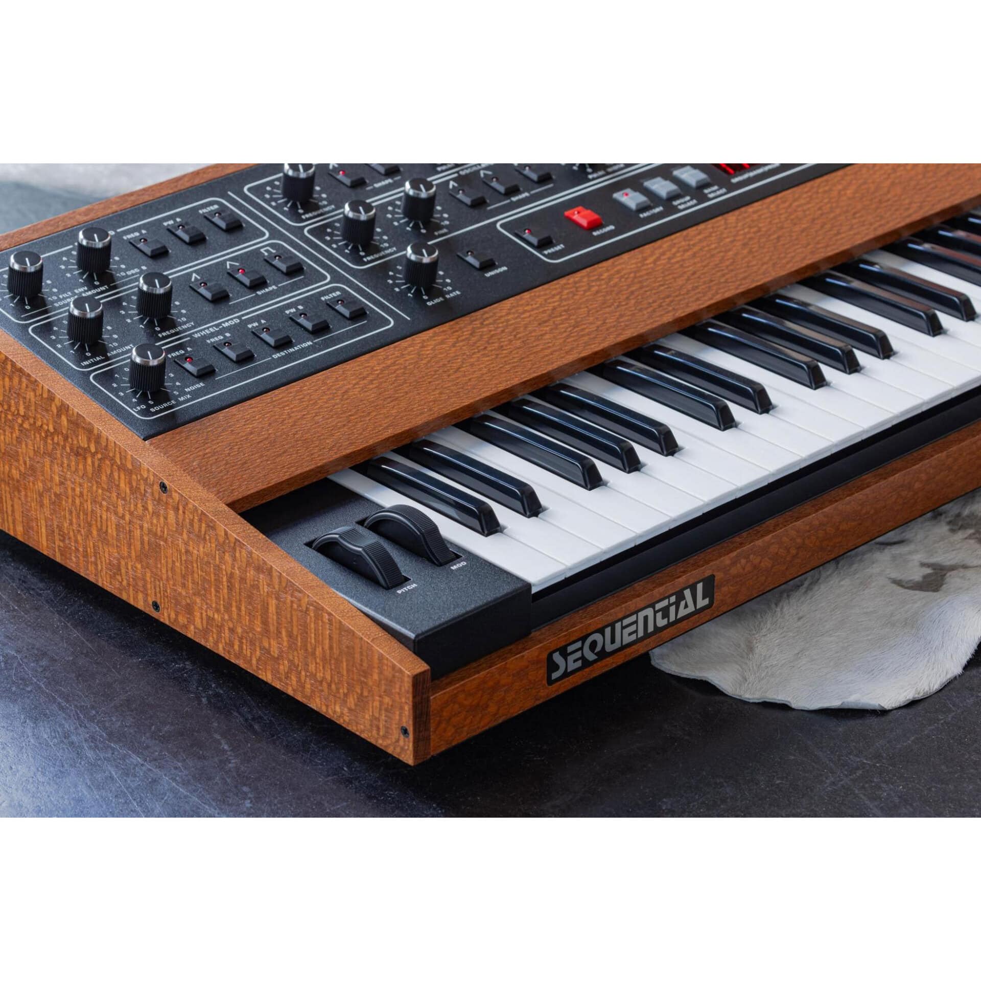 Sequential Prophet 10 Special Edition 5