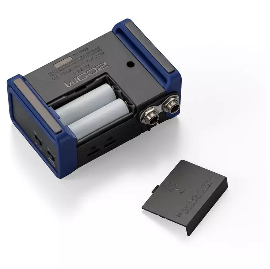 Zoom AMS-24
