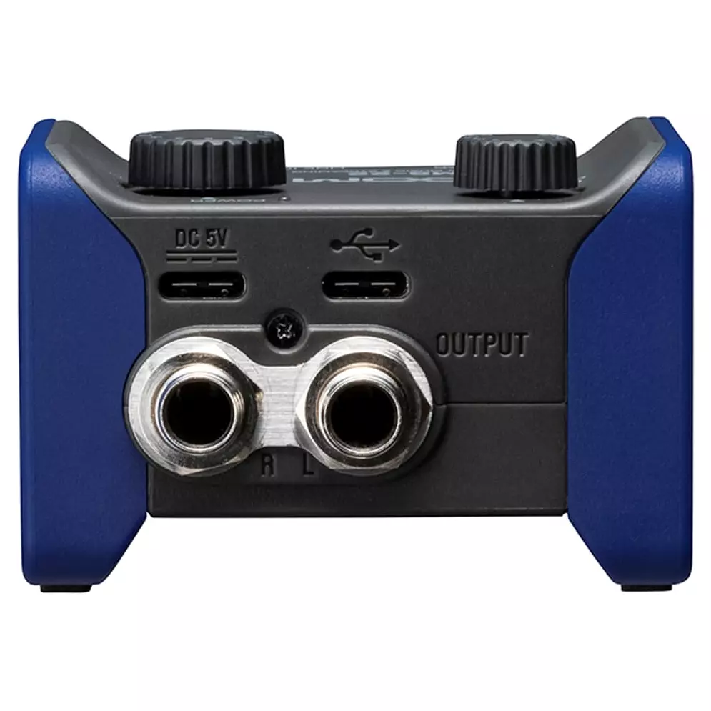 Zoom AMS-22 3