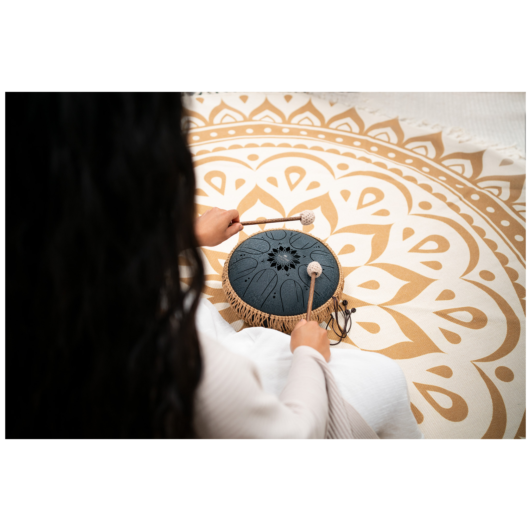 Meinl Sonic Energy MOSTD2NB - Medium Octave Steel Tongue Drum 10", C Moll, 8 Töne, 432 Hz, Navyblau 5